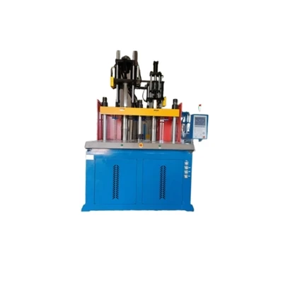 Horizontal injection molding machine maintenance